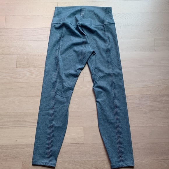 NEW without tags ZYIA Leggings Snake Print size 14-16 - Picture 3 of 5